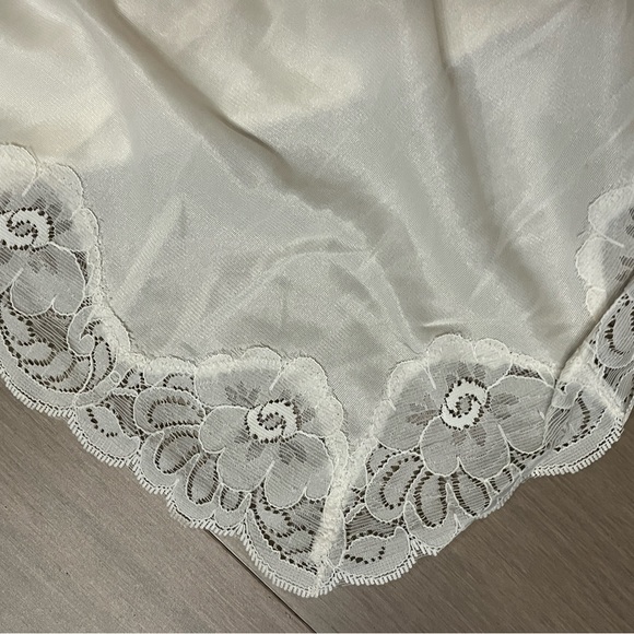 Vintage Satin Slip - Picture 2 of 6